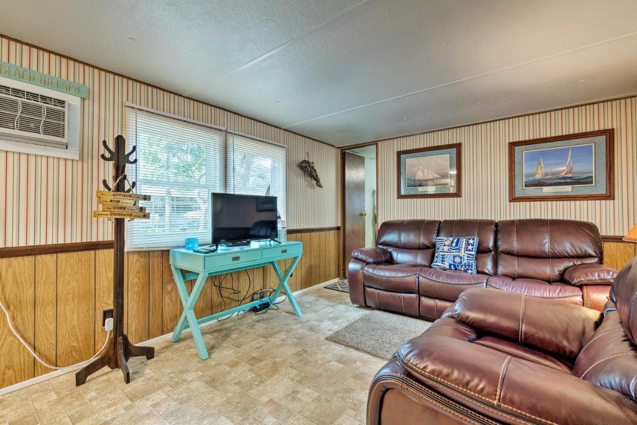 Cabin With Fire Pit, Walk To Steinhatchee River! Buitenkant foto