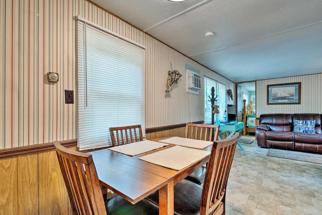 Cabin With Fire Pit, Walk To Steinhatchee River! Buitenkant foto